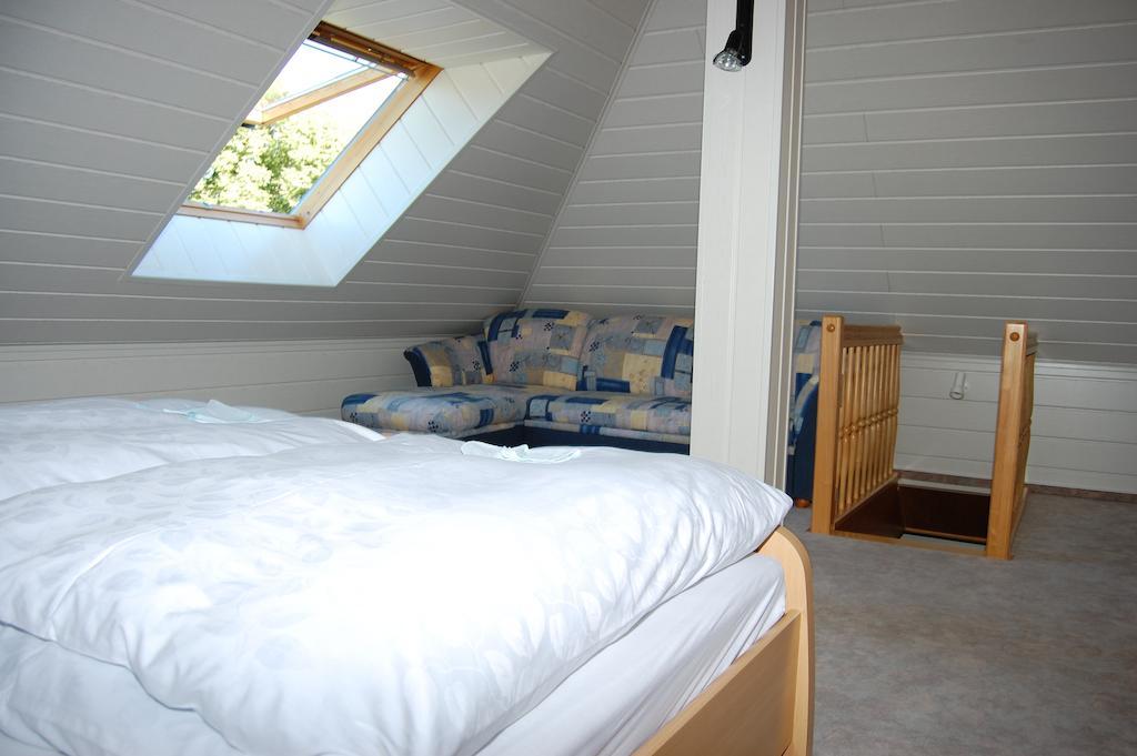 Landgasthof "Am Park" Rottendorf Rom bilde